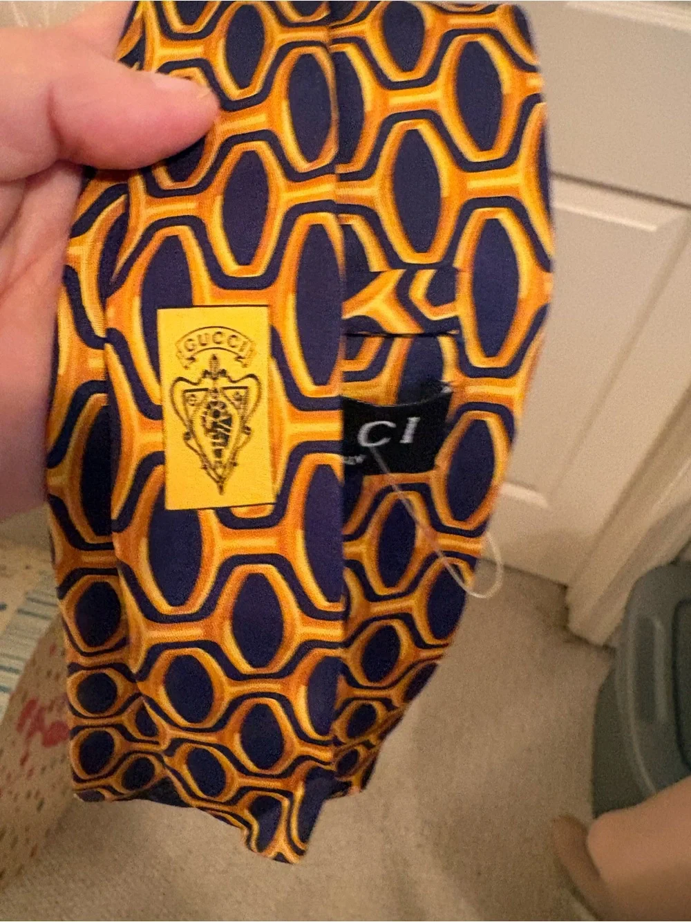Gucci red New signature print Silk Tie $275 vintage